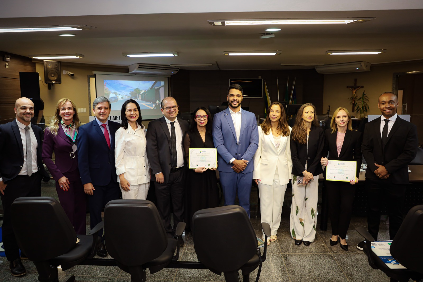 Abertura da 31ª Semana da Justiça Pela Paz em Casa: juízas recebem título de cidadã trindadense